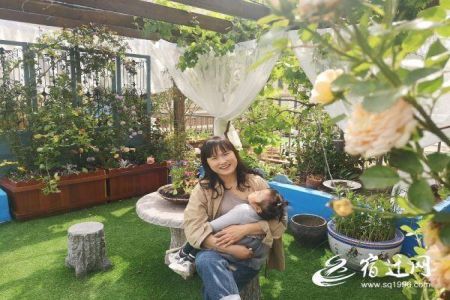 沭陽女教師的“花樣”生活 把露臺打造成 “米粒的花園”